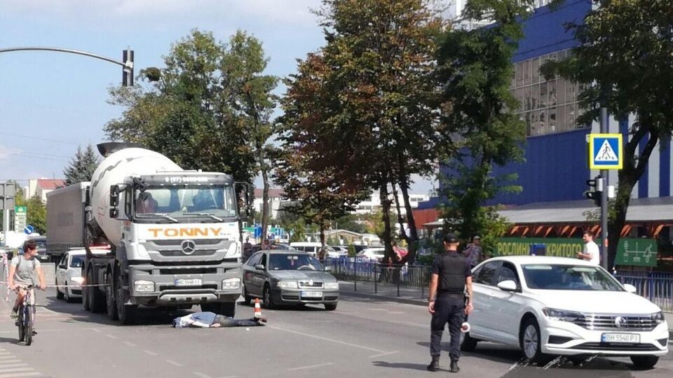 У Львові на пішохідному переході загинув чоловік