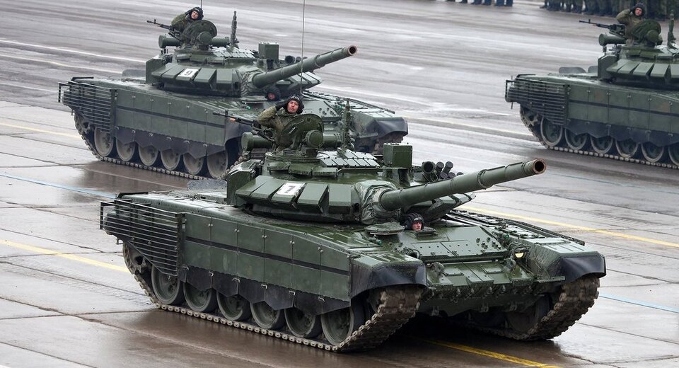 Ламають танки, щоб не воювати проти України, – СБУ перехопила розмову орка з батьком