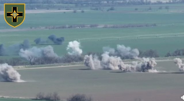 Українська артилерія завдала удару по позиціях окупантів поблизу Ізюма (відео)