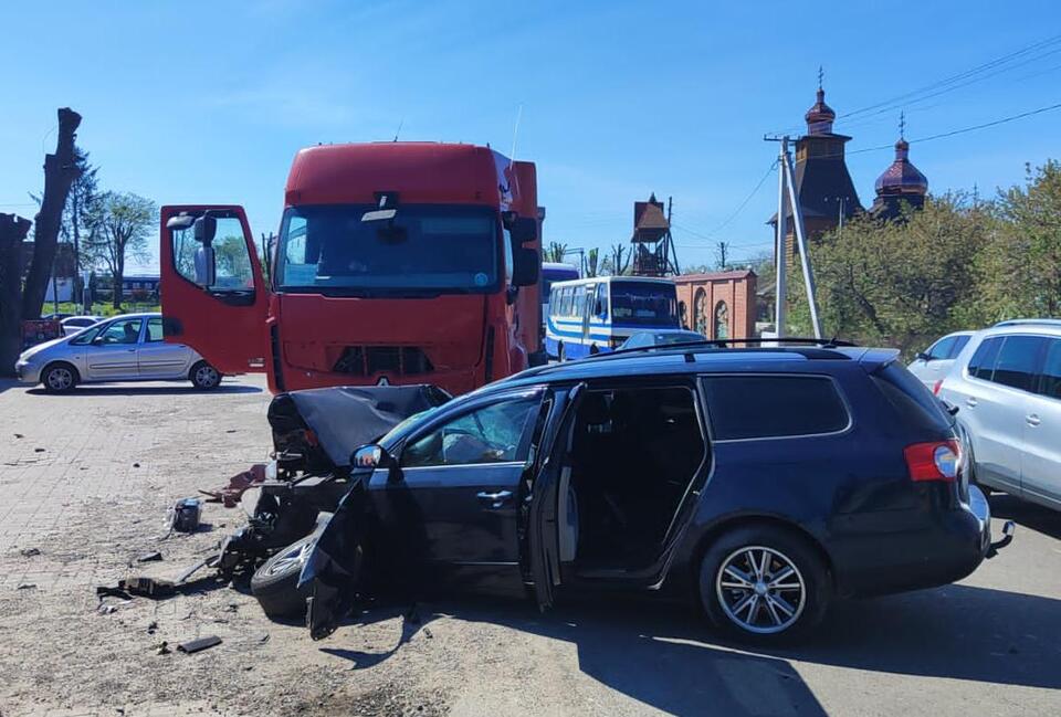 У поліції розповіли деталі смертельної ДТП на Львівщині: водій був напідпитку
