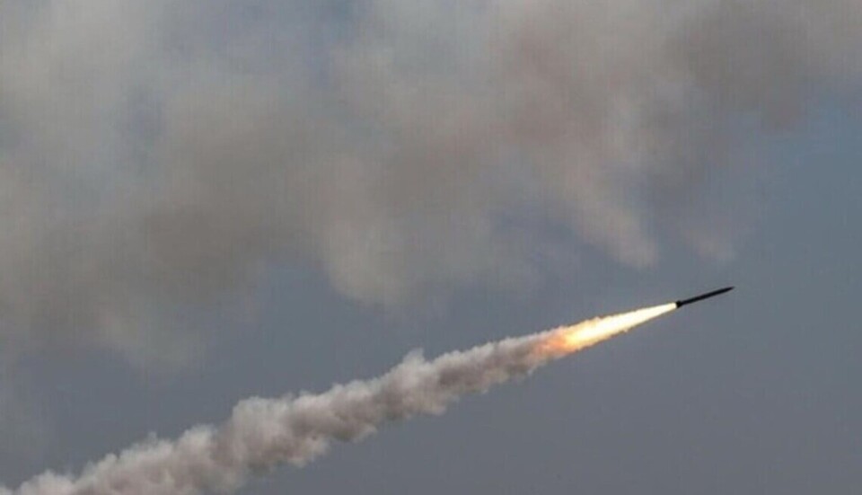 Росіяни випустили ракети по Харкову: частина з них вибухнула на території рф