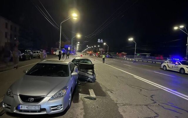 У Києві водій «Фольксвагена» на смерть збив військового на блокпості