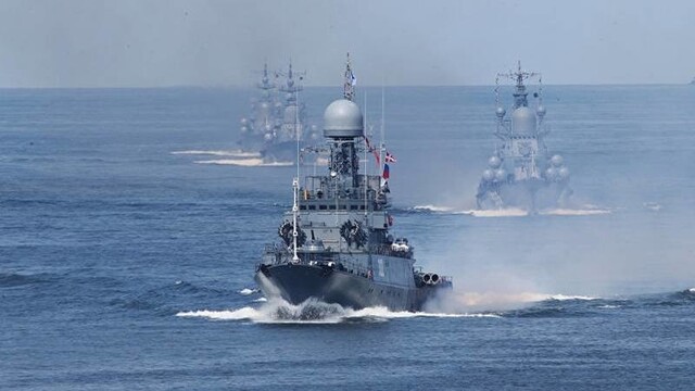 У Чорному морі російські кораблі націлили на Україну десятки крилатих ракет: що відомо