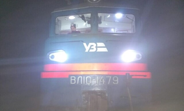 Біля Львова пасажирський потяг переїхав чоловіка: нові деталі