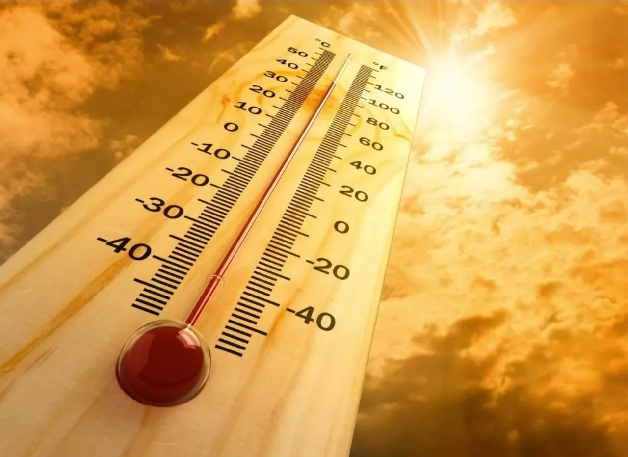 Спека не відступає: синоптики розповіли, як зміниться температура 