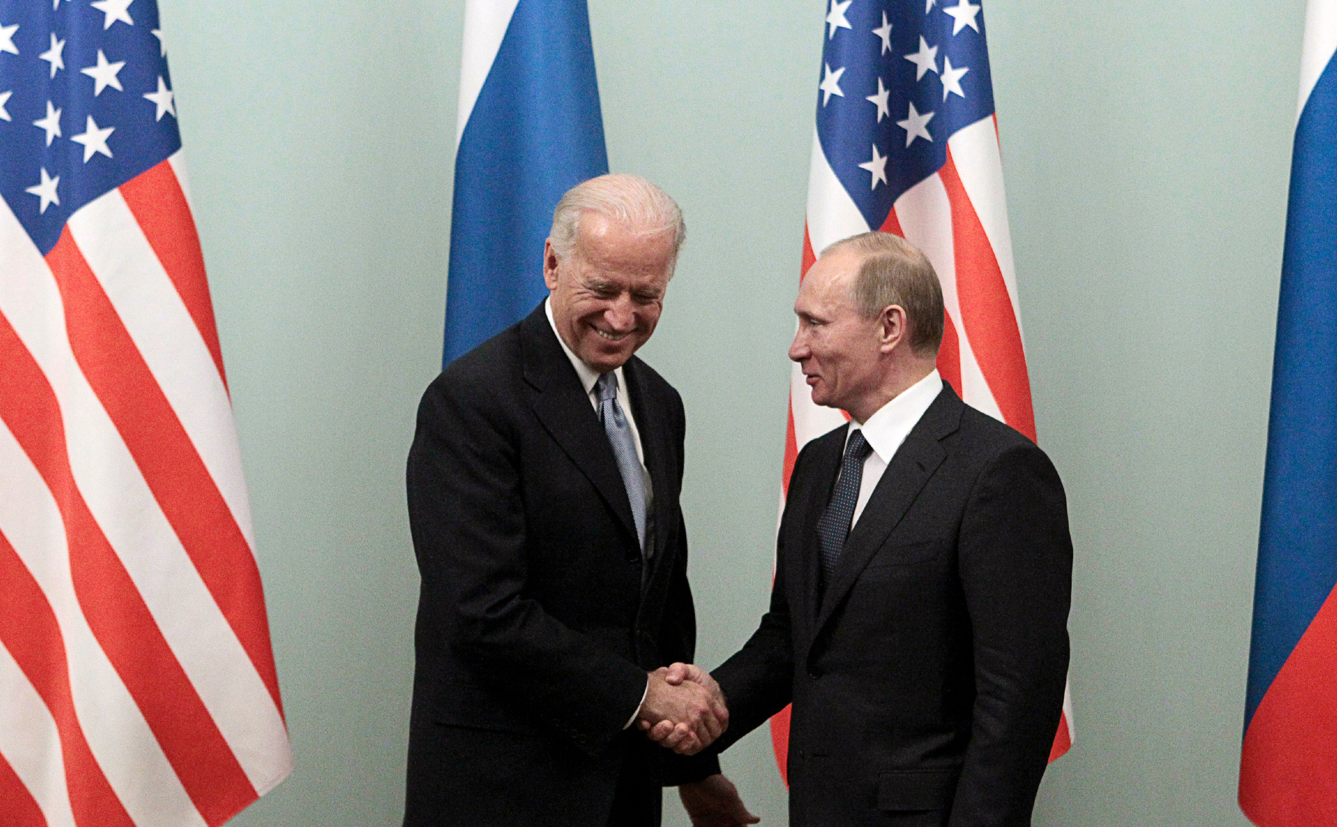 В Україні, Франції та Росії відреагували на можливе проведення саміту за участю Байдена та Путіна.