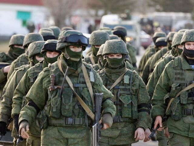 У Херсоні російські солдати пограбували військову частину рф та втекли до Криму
