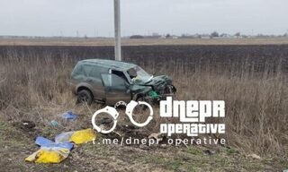 На Дніпропетровщині військовий влаштував аварію та втік