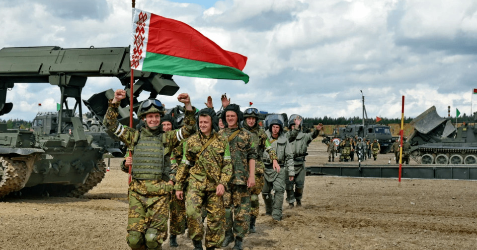 Розвідка Британії зробила заяву щодо білоруських військ на кордоні з Україною