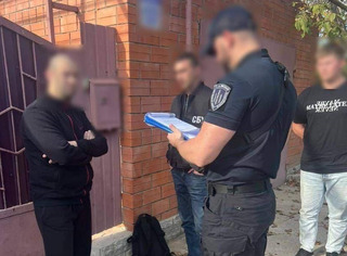 На Одещині поліцейський організував переправлення військовозобов'язаних чоловіків за кордон