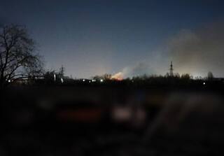 У Мелітополі пролунали потужні вибухи на військовій базі росіян