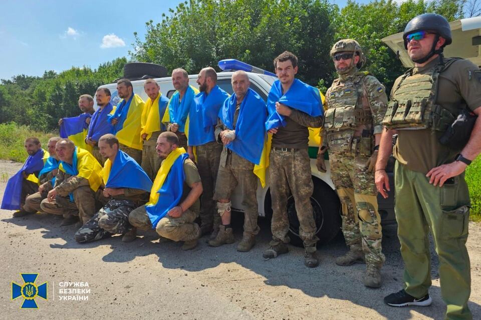 Україна повернула додому бійців ЗСУ, які перебували в російському полоні