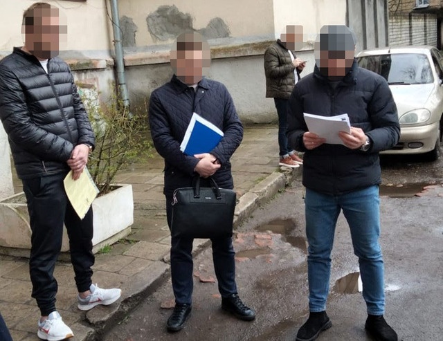 У Львові викрили банду квартирних аферистів