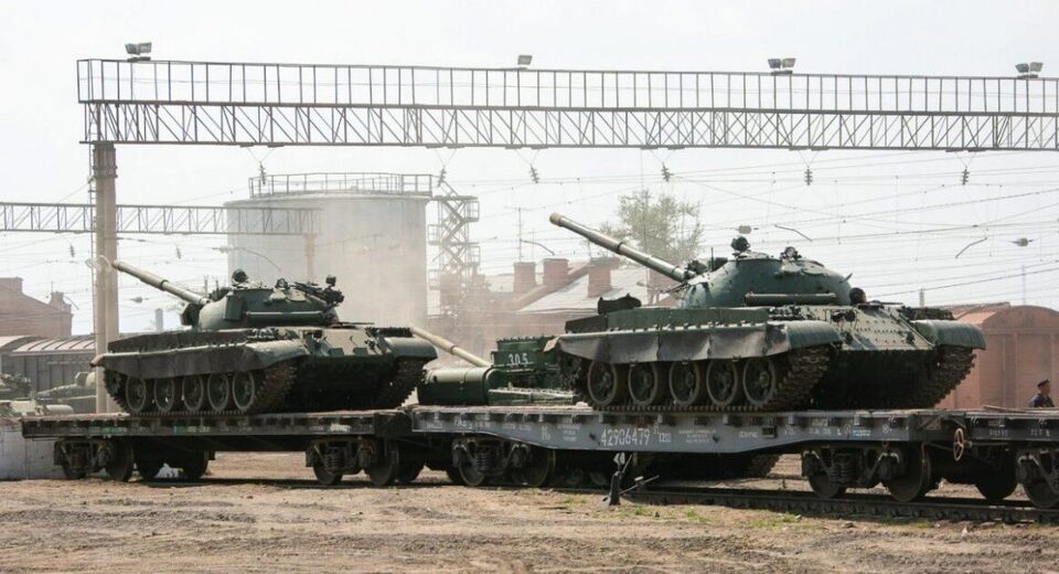 Росіяни перекидають нові підрозділи до українського кордону