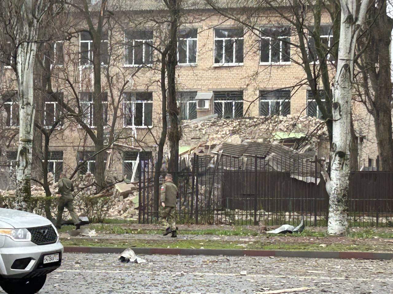 ЗСУ завдали низку ударів по будівлі з російськими силовими структурами