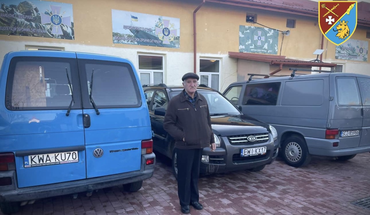 Батько загиблого Героя зі Львівщини придбав для українських воїнів три авто