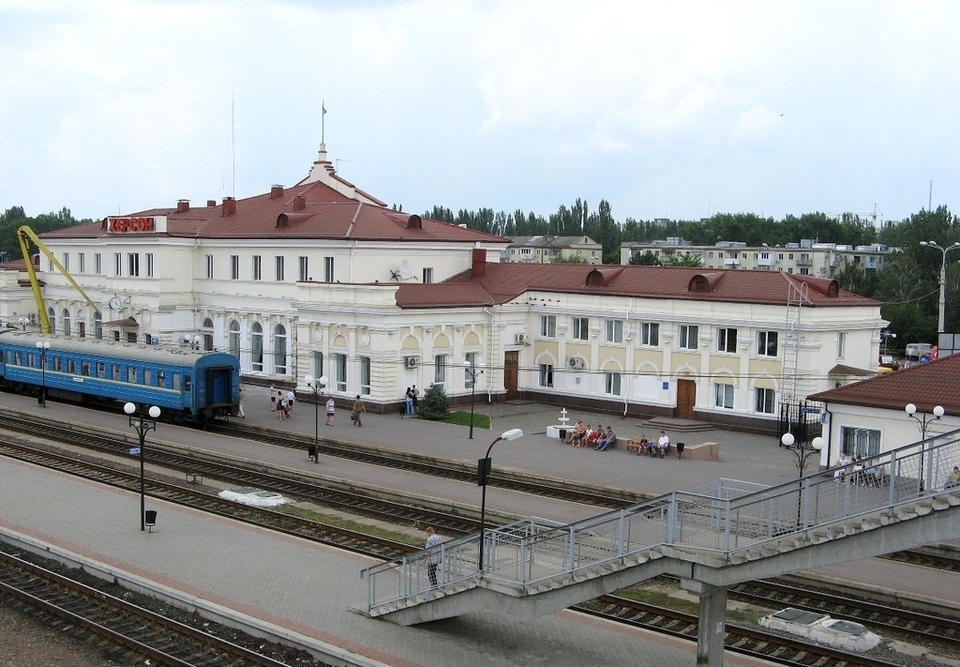 Окупанти влучили у потяг Херсон-Львів