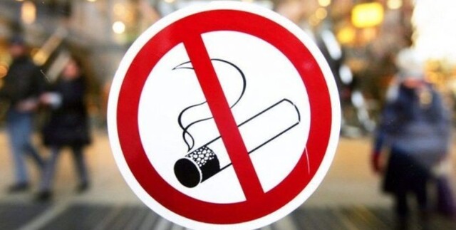 Відзавтра в Україні по-новому каратимуть за куріння в громадських місцях: що відомо