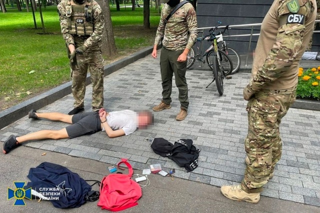 У Харкові затримали двох російських агентів, які наводили удари по місту та позиціях ЗСУ